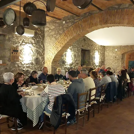 Rosati Feriegård Orvieto